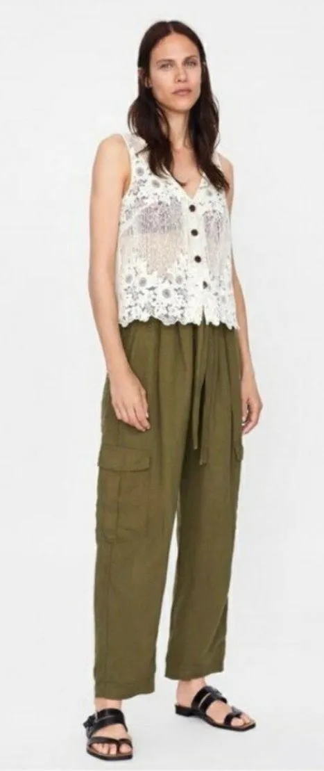 Ivory Linen Blend Floral Crochet Button Front Vest - Image 2