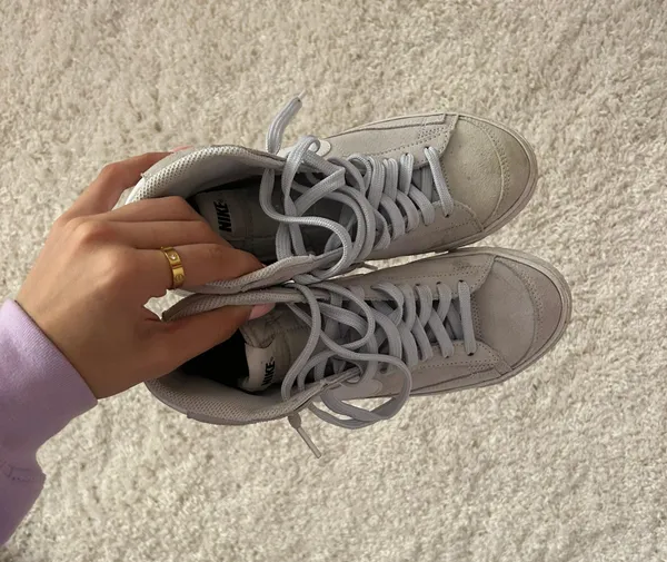 Nike Mid Blazers - Image 3