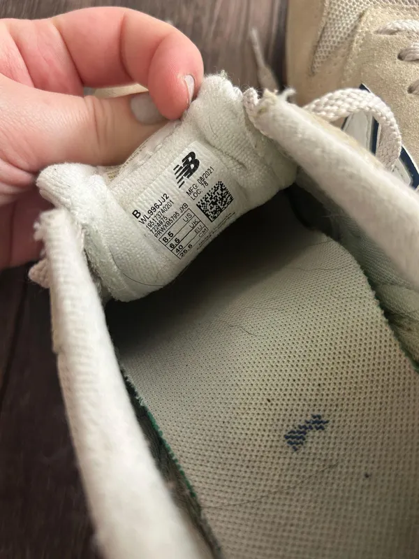 New Balance 996 Tennis Sneakers - Image 2