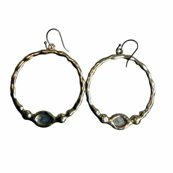 Avon Vintage Silver Tone Red Rhinestone Hoop Earrings - Image 5