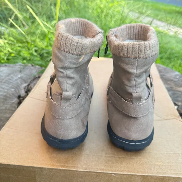 JBU Women's Westwood Waterproof Harness Slouchy Booties Taupe size 10 - Image 3