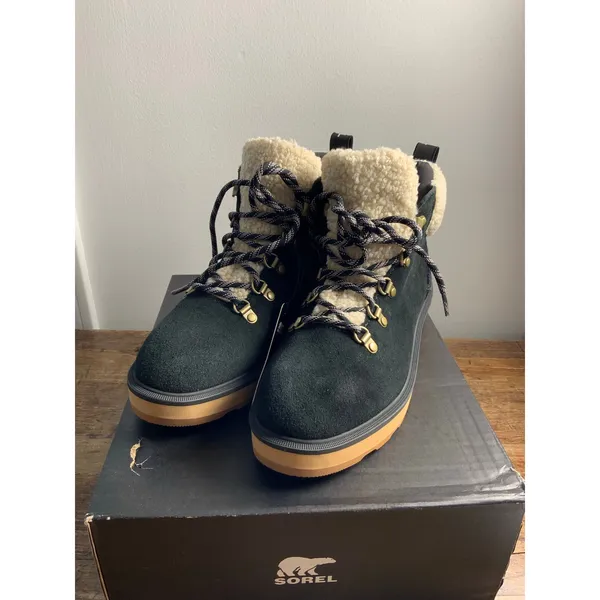 Sorel Women's Hi-Line Lace-Up Cozy Hiker Booties NIB size 9.5 - Image 2