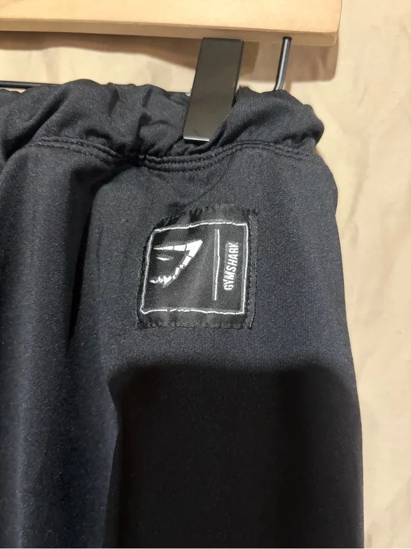 Gymshark shorts - Image 3