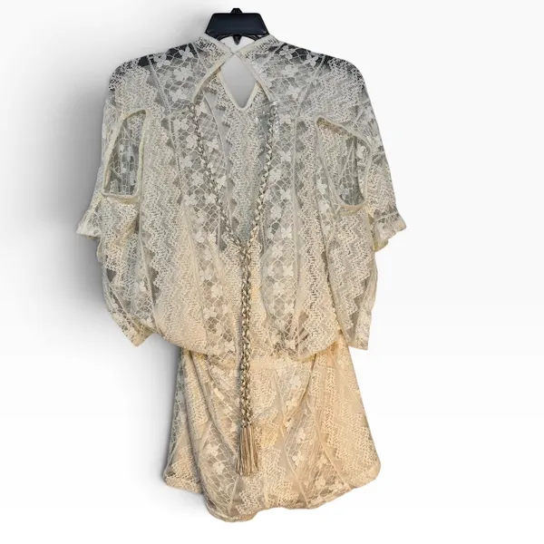Venus Cream Lace Romper V-Neck Keyhole Back Tassel Tie Boho Size 1X - Image 3