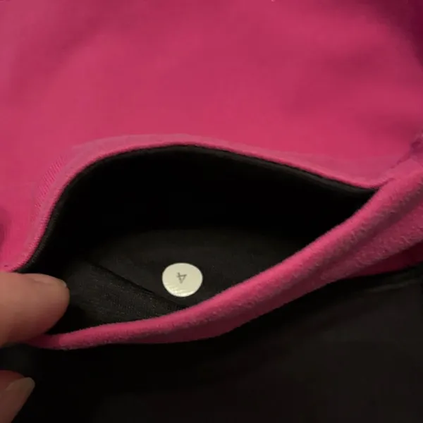 Lululemon crop Pink Black Leggings 4 - Image 4