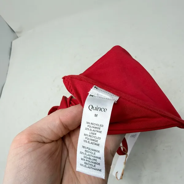 Quince Italian Demi Bikini Top Cherry Red NEW Womens Medium‎ - Image 6