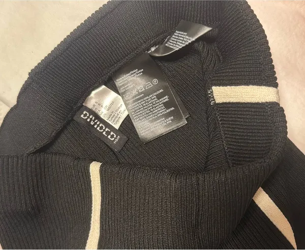H&M Black and White Contrast Knit Set - Image 7