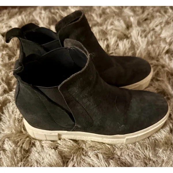 Dolce Vita Gray Genuine Suede Leather Zabie Sneaker Style Booties - Image 5