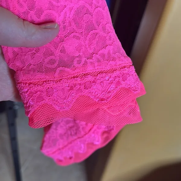 Victoria’s Secret Hot Pink Lace Chemise Slip Size Medium - Image 9