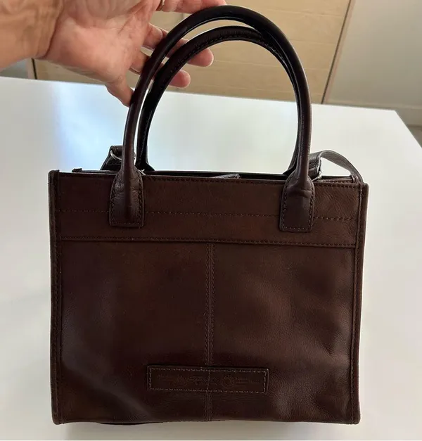 Fossil Leather Handbag - Image 3