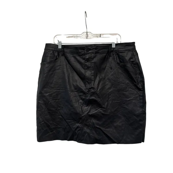 PrettyLittleThing Women's Black Coated Mini Skirt UK 20 EU 48 - Image 2