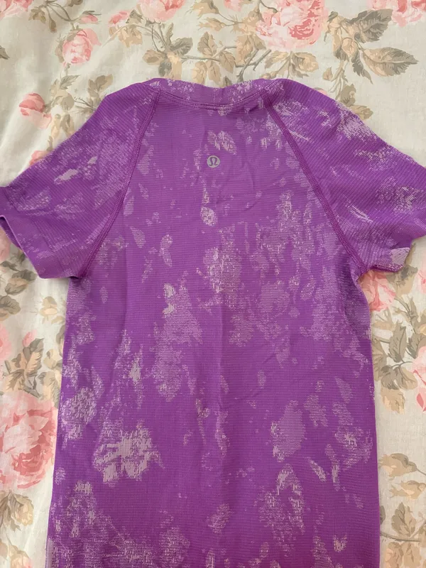 Lululemon Swiftly Tech Short Sleeve Purple - Image 2