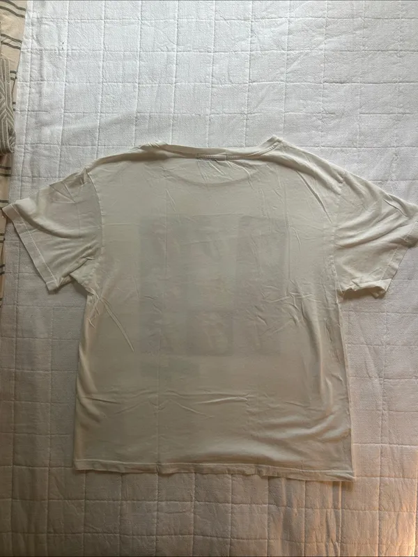 Daydreamer Cream Graphic Tee with Multicolor Pop Lips - Image 4