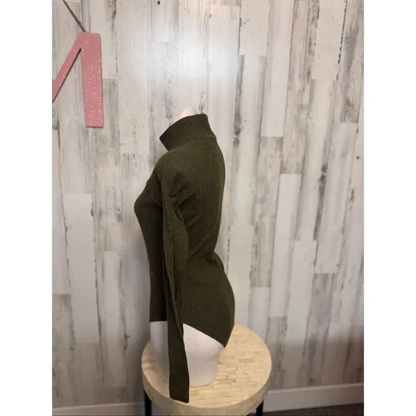 Hem & Thread Olive Green Waffle Knit Mock Neck Bodysuit Women’s Medium - Image 6