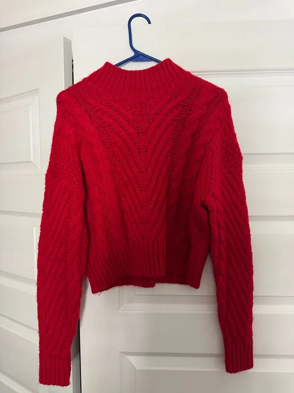 Red turtle neck sweater - Image 2