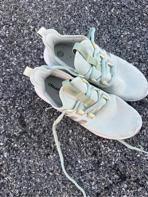 Adidas Cloudfoam Pure Mint Green Running Shoes Women’s 6.5 - Image 3