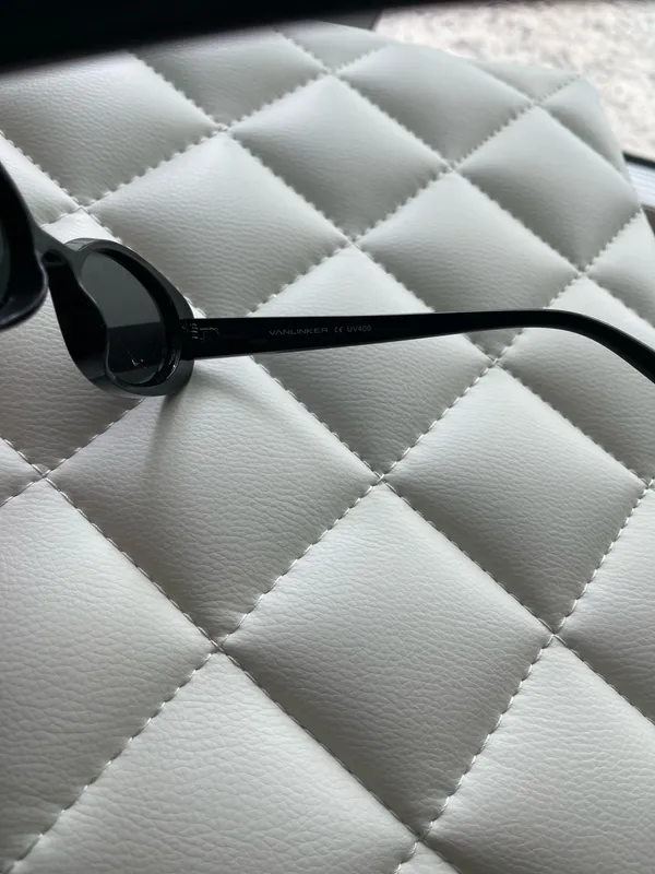 Amazon Oval Sunglasses - Image 4