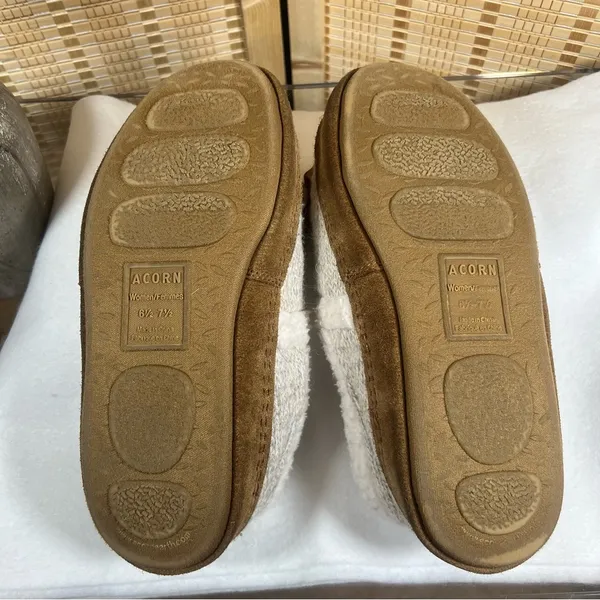 ACORN Slippers, Size: 6 1/2 - 7 1/2 - Image 6