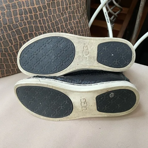 UGG‎ Blaney Leather Zipper High Top Sneaker - Image 8