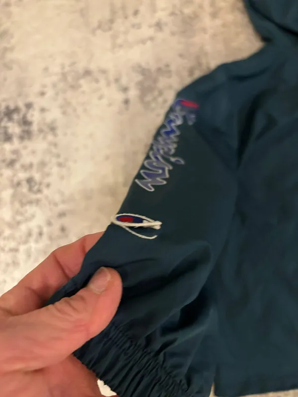 Champion Green Windbreaker Jacket Men's Size XL - Image 6
