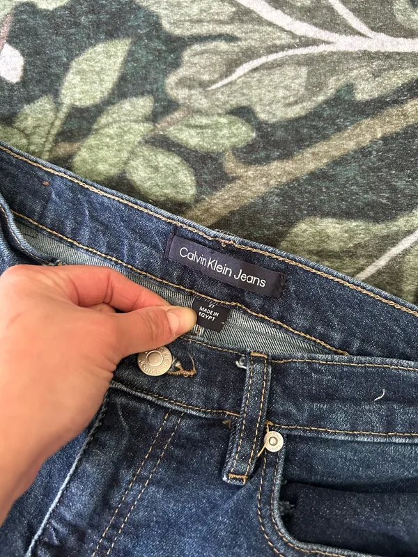 Calvin Klein Jeans size 27 - Image 3