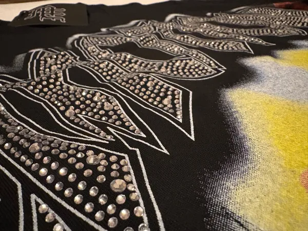 Mixed Emotion black graphic tee with rhinestones featuring three children with wings and guitars, size L - Image 2