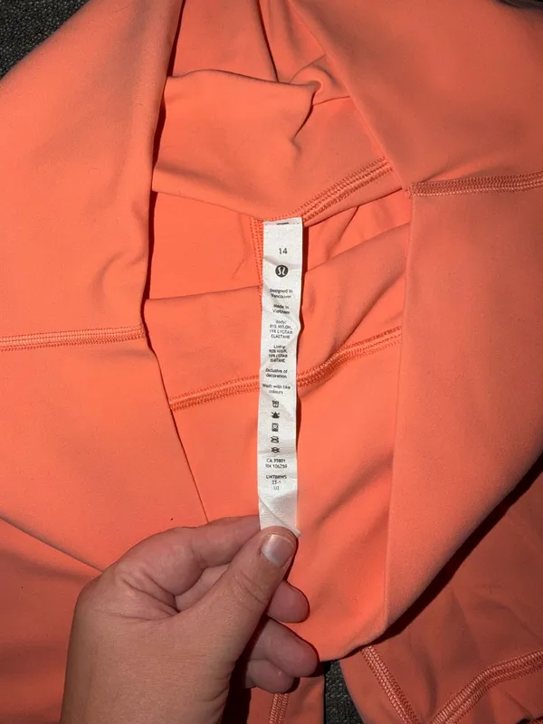 Lululemon Shorts Align - Image 2