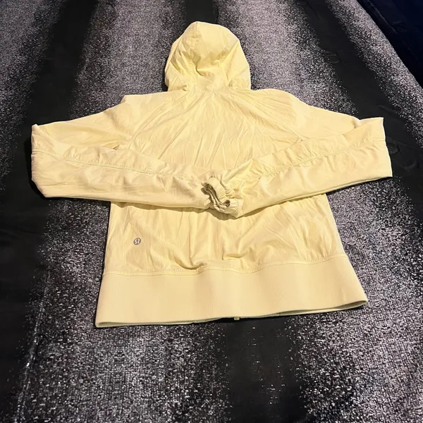 Womens sz4 Lululemon Street to Studio Jacket Mellow Lemon Yellow Full Zip - Image 2