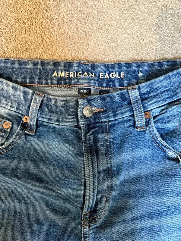 American Eagle Medium Wash Distressed Curvy Straight Leg Jeans Size 14 Short - Image 4