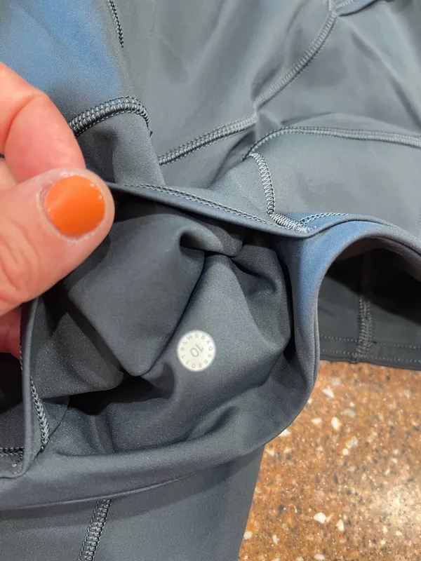 lululemon athletica align Charcoal Gray High-Rise Leggings size 10 - Image 4
