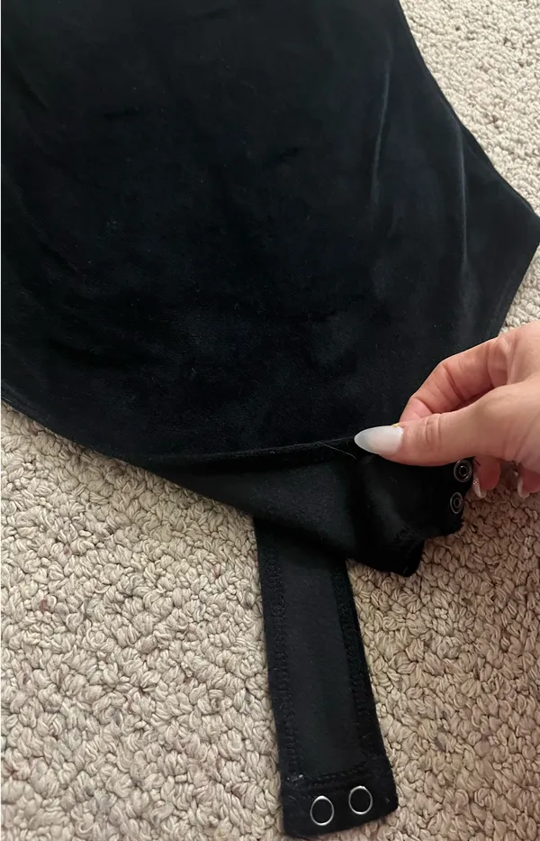 American Eagle Velvet bodysuit - Image 3