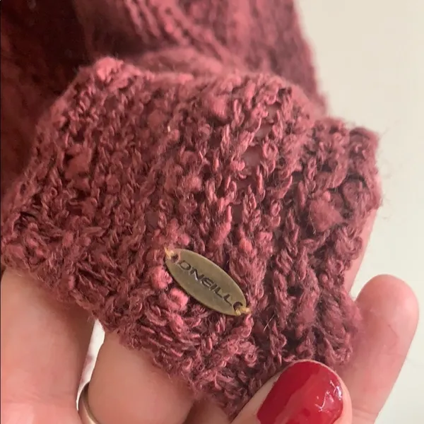 O’neill burgundy sweater like top size XXL! - Image 6