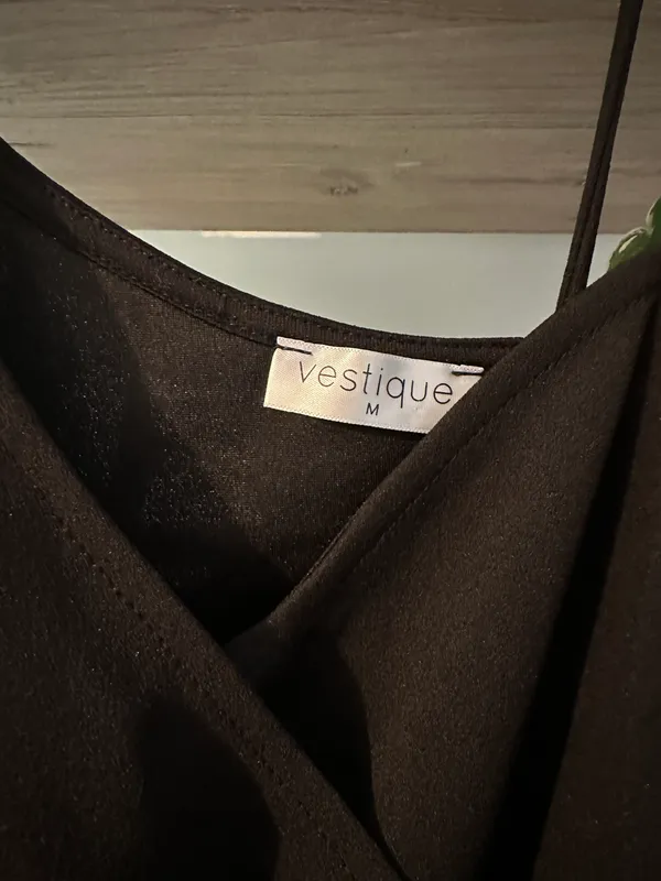 Vestique Black Bodysuit - Image 2