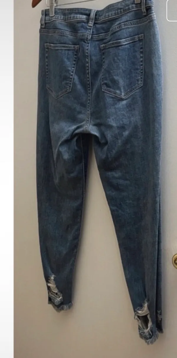New York & Co. Soho High Waist Boyfriend Skinny Jean - Image 2