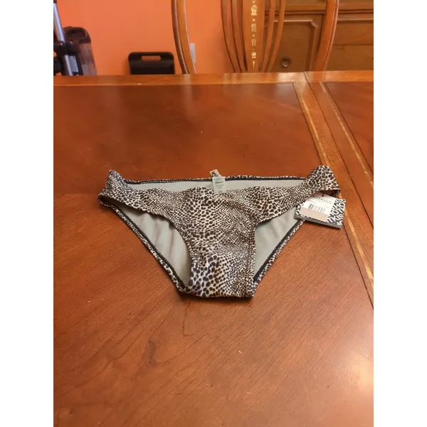 HOT KISS Women’s Swimsuit Bikini Bottom M Floral Belt Detail New With Tags - Image 4