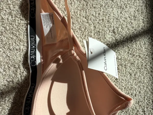 Calvin Klein NEW  BRA - Image 6