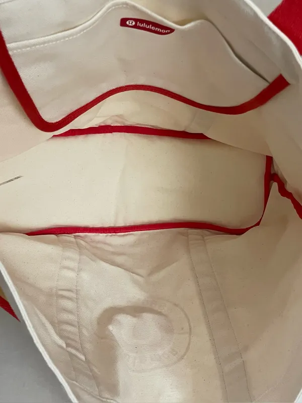 Lululemon NWT Daily Multi Pocket Canvas Tote Bag 20L Cream Red Trim - Image 11