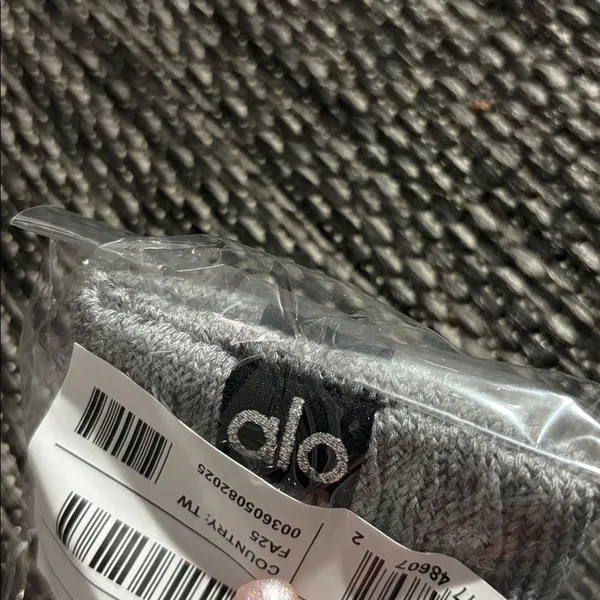 Alo Yoga Unisex Scrunch Sock Athletic Heather Grey Size Medium NEW - Image 3