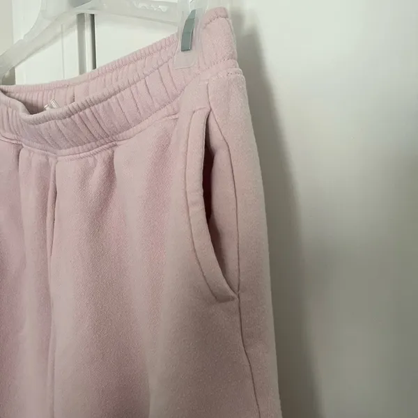 Gap Teen Light Pink Sweatpants with Pockets and Cuffed Pant Legs - Image 5