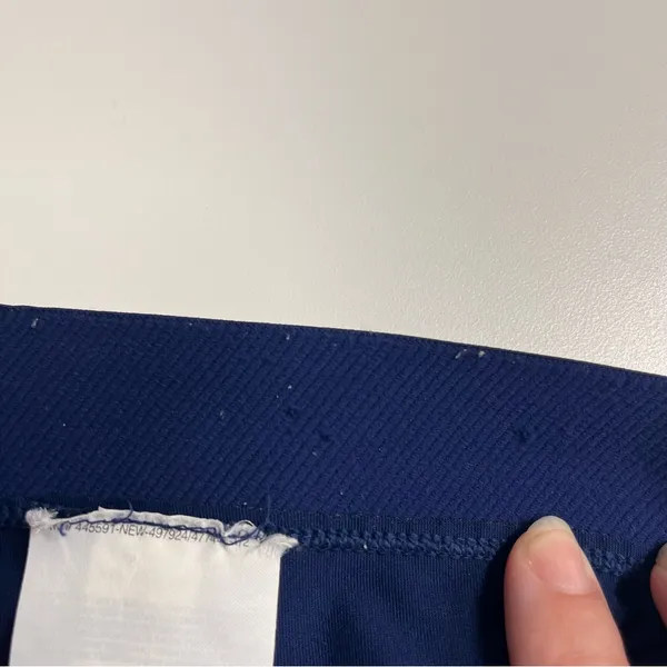 Nike pro dri‎ fit leggings small capri blue active leggings for performance - Image 8