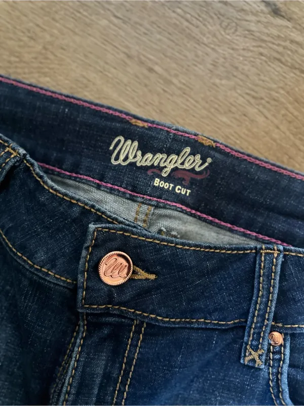 Wrangler Women's Dark Blue Bootcut Jeans - Image 2