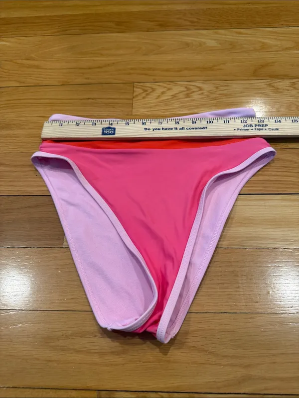 Salt + cove women’s two piece swimsuit size medium. - Image 10