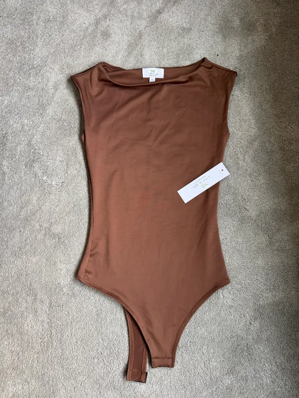 Live in the Moment Bodysuit Brown - Image 2