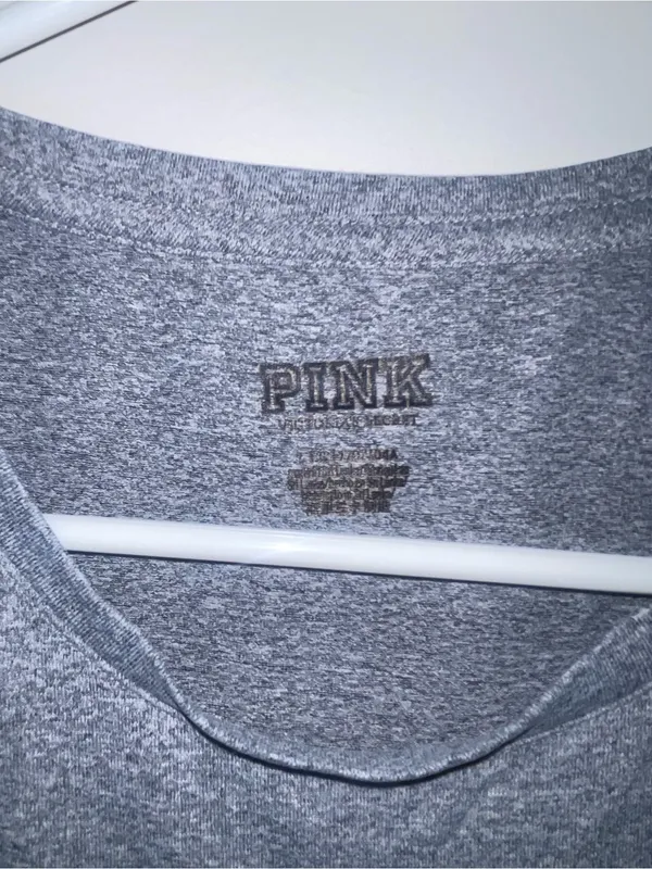 PINK Victoria's Secret Gray Sleeveless Muscle Tank Top - Image 3
