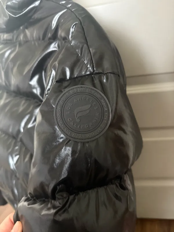 Fabletics Black Puffer Jacket - Image 4