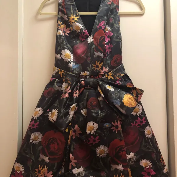Alice + Olivia Floral Dress ( SOLD) - Image 5