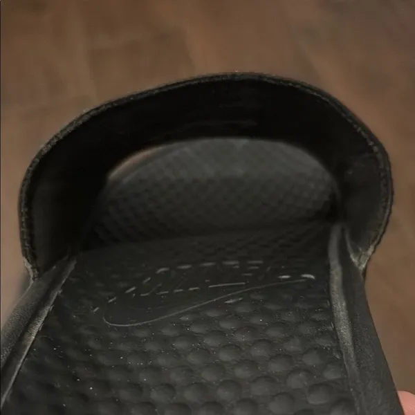 Nike Black and Pink Slide Sandals - Image 5