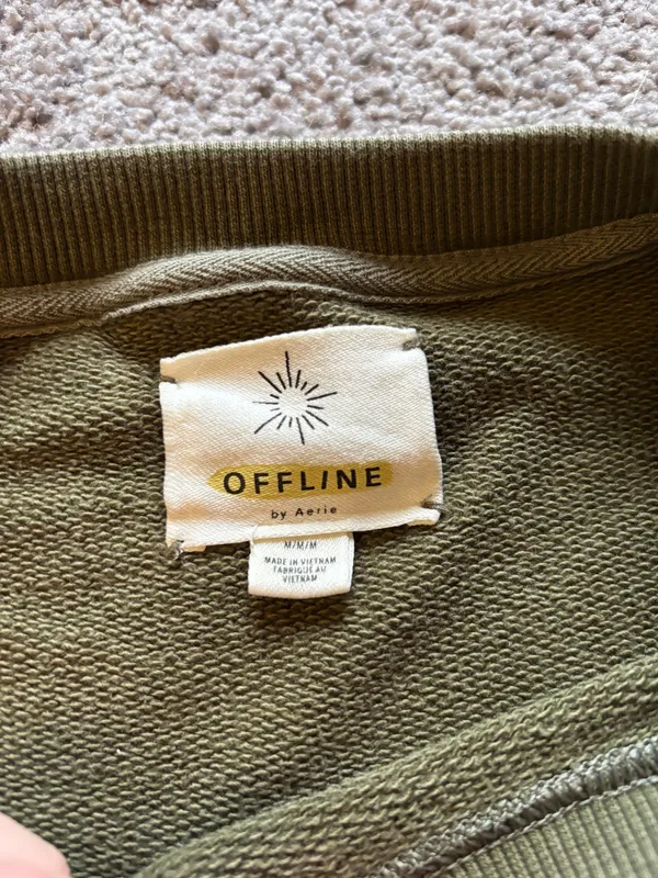 Vintage Aerie OFFLINE Crewneck - Image 3