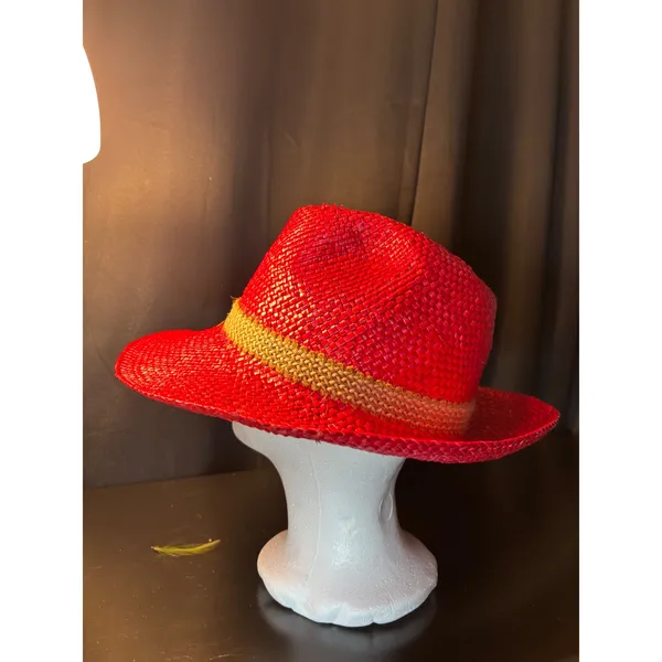 Vintage Red Woven Straw Fedora Hat with Yellow Feather and‎ Buckle Detail - Image 5