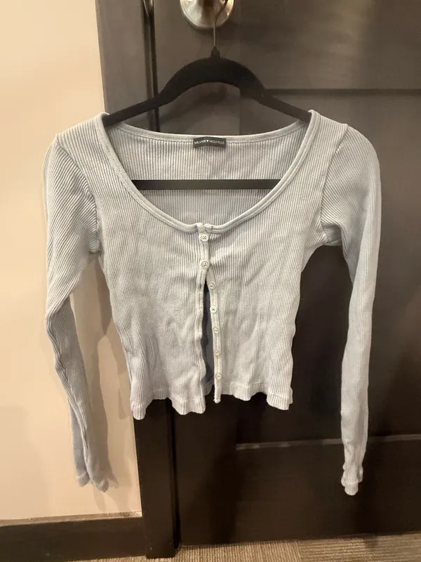 Brandy Melville long sleeve button up shirt light blue - Image 2